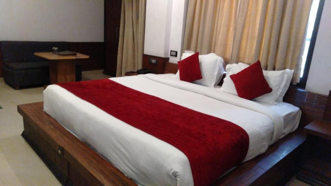 Hotel Holiday Hill, Near Mall Road, Mcleodganj# Parking#Restaurant Νταραμσάλα Εξωτερικό φωτογραφία