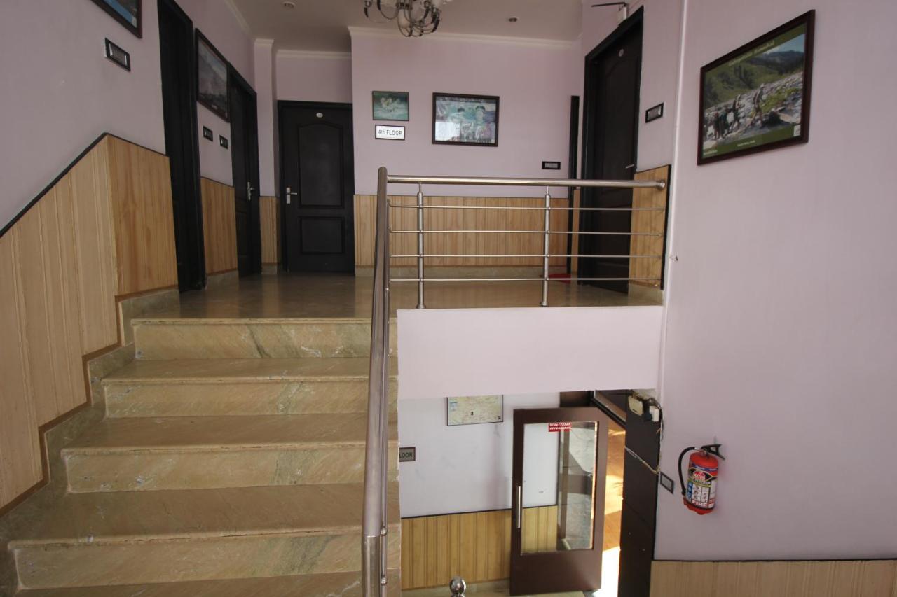 Hotel Holiday Hill, Near Mall Road, Mcleodganj# Parking#Restaurant Νταραμσάλα Εξωτερικό φωτογραφία