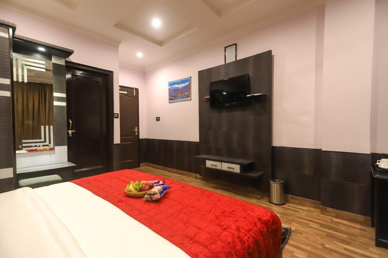 Hotel Holiday Hill, Near Mall Road, Mcleodganj# Parking#Restaurant Νταραμσάλα Εξωτερικό φωτογραφία